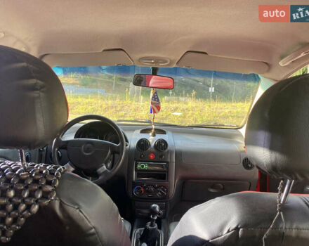 Червоний Шевроле Авео, об'ємом двигуна 1.5 л та пробігом 143 тис. км за 2600 $, фото 19 на Automoto.ua