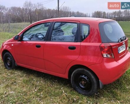 Красный Шевроле Авео, объемом двигателя 1.5 л и пробегом 242 тыс. км за 2550 $, фото 4 на Automoto.ua