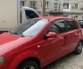 Красный Шевроле Авео, объемом двигателя 1.5 л и пробегом 190 тыс. км за 2900 $, фото 1 на Automoto.ua