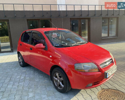 Червоний Шевроле Авео, об'ємом двигуна 1.5 л та пробігом 143 тис. км за 2600 $, фото 4 на Automoto.ua