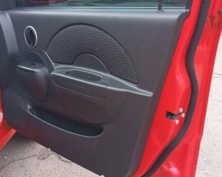 Красный Шевроле Авео, объемом двигателя 1.1 л и пробегом 111 тыс. км за 4000 $, фото 22 на Automoto.ua