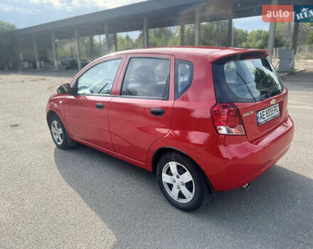 Красный Шевроле Авео, объемом двигателя 1.5 л и пробегом 177 тыс. км за 3600 $, фото 3 на Automoto.ua