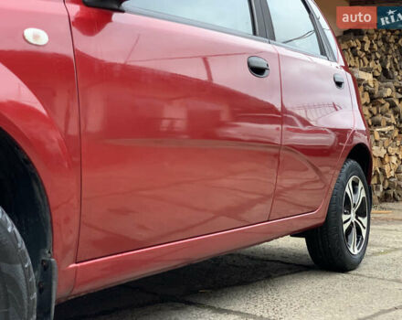 Червоний Шевроле Авео, об'ємом двигуна 1.5 л та пробігом 108 тис. км за 2950 $, фото 12 на Automoto.ua