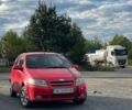 Красный Шевроле Авео, объемом двигателя 1.4 л и пробегом 115 тыс. км за 2500 $, фото 1 на Automoto.ua
