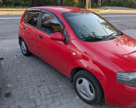 Красный Шевроле Авео, объемом двигателя 1.5 л и пробегом 222 тыс. км за 2700 $, фото 1 на Automoto.ua