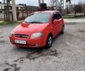 Красный Шевроле Авео, объемом двигателя 1.5 л и пробегом 200 тыс. км за 3700 $, фото 1 на Automoto.ua