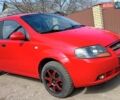 Красный Шевроле Авео, объемом двигателя 1.5 л и пробегом 215 тыс. км за 2750 $, фото 1 на Automoto.ua