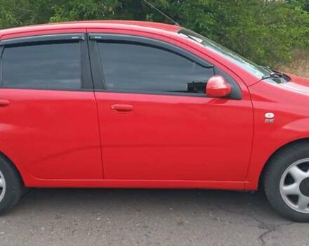 Красный Шевроле Авео, объемом двигателя 1.1 л и пробегом 111 тыс. км за 4000 $, фото 3 на Automoto.ua