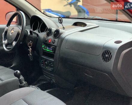 Червоний Шевроле Авео, об'ємом двигуна 1.5 л та пробігом 108 тис. км за 2950 $, фото 53 на Automoto.ua