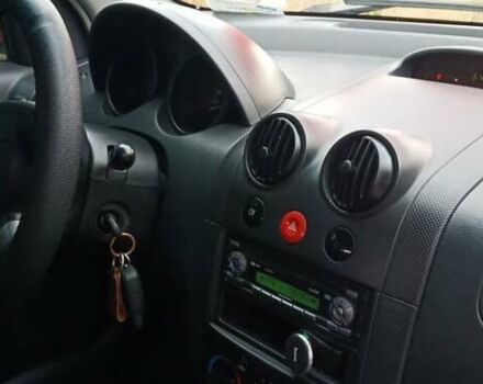 Красный Шевроле Авео, объемом двигателя 1.1 л и пробегом 111 тыс. км за 4000 $, фото 16 на Automoto.ua