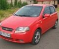 Червоний Шевроле Авео, об'ємом двигуна 1.1 л та пробігом 111 тис. км за 3700 $, фото 1 на Automoto.ua