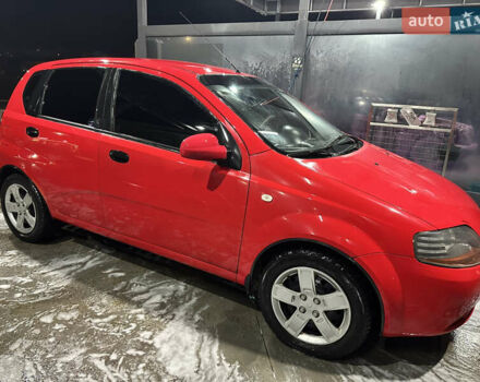 Красный Шевроле Авео, объемом двигателя 1.5 л и пробегом 304 тыс. км за 2500 $, фото 3 на Automoto.ua