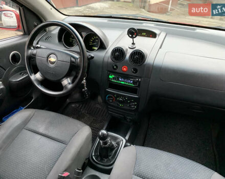 Червоний Шевроле Авео, об'ємом двигуна 1.5 л та пробігом 108 тис. км за 2950 $, фото 65 на Automoto.ua