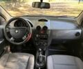 Красный Шевроле Авео, объемом двигателя 1.5 л и пробегом 202 тыс. км за 3550 $, фото 10 на Automoto.ua