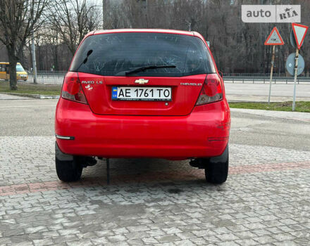 Красный Шевроле Авео, объемом двигателя 1.5 л и пробегом 125 тыс. км за 4100 $, фото 1 на Automoto.ua