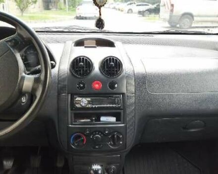 Червоний Шевроле Авео, об'ємом двигуна 1.5 л та пробігом 165 тис. км за 3200 $, фото 2 на Automoto.ua