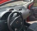 Красный Шевроле Авео, объемом двигателя 1.1 л и пробегом 111 тыс. км за 4000 $, фото 7 на Automoto.ua