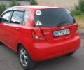 Красный Шевроле Авео, объемом двигателя 1.1 л и пробегом 111 тыс. км за 4000 $, фото 2 на Automoto.ua