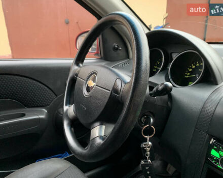 Червоний Шевроле Авео, об'ємом двигуна 1.5 л та пробігом 108 тис. км за 2950 $, фото 62 на Automoto.ua
