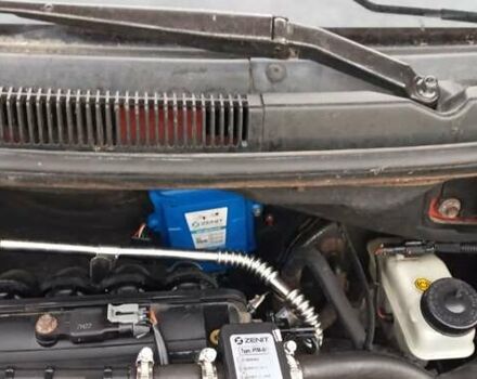 Красный Шевроле Авео, объемом двигателя 1.1 л и пробегом 111 тыс. км за 4000 $, фото 23 на Automoto.ua