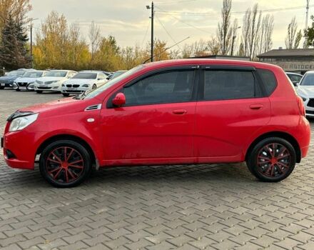 Красный Шевроле Авео, объемом двигателя 1.2 л и пробегом 240 тыс. км за 3999 $, фото 3 на Automoto.ua