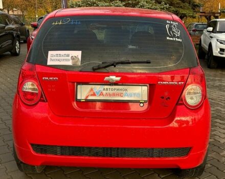 Красный Шевроле Авео, объемом двигателя 1.2 л и пробегом 240 тыс. км за 3999 $, фото 5 на Automoto.ua