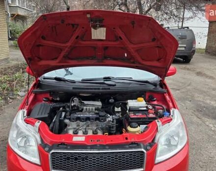 Красный Шевроле Авео, объемом двигателя 1.5 л и пробегом 177 тыс. км за 5500 $, фото 27 на Automoto.ua