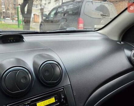 Красный Шевроле Авео, объемом двигателя 1.5 л и пробегом 177 тыс. км за 5500 $, фото 37 на Automoto.ua