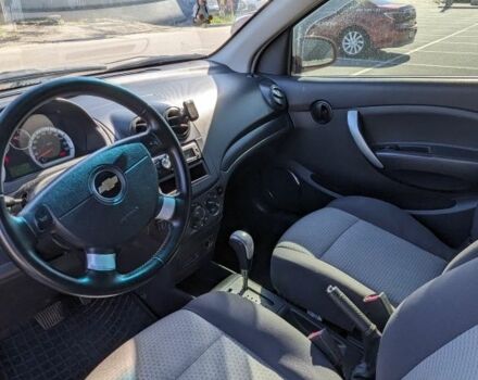 Червоний Шевроле Авео, об'ємом двигуна 1.5 л та пробігом 180 тис. км за 4500 $, фото 6 на Automoto.ua