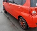Красный Шевроле Авео, объемом двигателя 1.2 л и пробегом 240 тыс. км за 3800 $, фото 4 на Automoto.ua