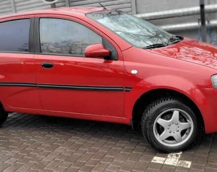 Красный Шевроле Авео, объемом двигателя 1.5 л и пробегом 220 тыс. км за 3650 $, фото 16 на Automoto.ua