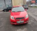 Красный Шевроле Авео, объемом двигателя 1.5 л и пробегом 200 тыс. км за 2400 $, фото 1 на Automoto.ua