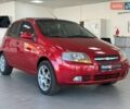 Красный Шевроле Авео, объемом двигателя 1.5 л и пробегом 164 тыс. км за 4490 $, фото 1 на Automoto.ua