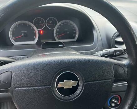 Червоний Шевроле Авео, об'ємом двигуна 1.5 л та пробігом 207 тис. км за 4100 $, фото 9 на Automoto.ua