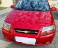 Красный Шевроле Авео, объемом двигателя 1.5 л и пробегом 191 тыс. км за 3500 $, фото 1 на Automoto.ua