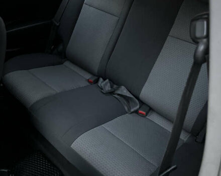 Красный Шевроле Авео, объемом двигателя 1.5 л и пробегом 143 тыс. км за 3800 $, фото 16 на Automoto.ua