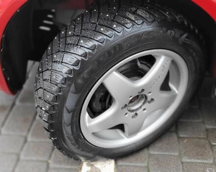 Красный Шевроле Авео, объемом двигателя 1.5 л и пробегом 220 тыс. км за 3650 $, фото 4 на Automoto.ua