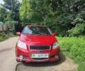 Красный Шевроле Авео, объемом двигателя 1.5 л и пробегом 220 тыс. км за 3500 $, фото 1 на Automoto.ua
