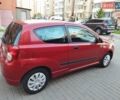 Красный Шевроле Авео, объемом двигателя 1.5 л и пробегом 130 тыс. км за 4800 $, фото 3 на Automoto.ua