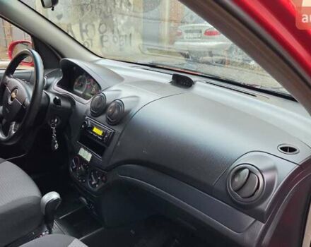 Красный Шевроле Авео, объемом двигателя 1.5 л и пробегом 177 тыс. км за 5500 $, фото 46 на Automoto.ua