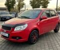 Красный Шевроле Авео, объемом двигателя 1.2 л и пробегом 240 тыс. км за 3999 $, фото 2 на Automoto.ua
