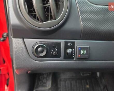 Красный Шевроле Авео, объемом двигателя 1.5 л и пробегом 177 тыс. км за 5500 $, фото 53 на Automoto.ua