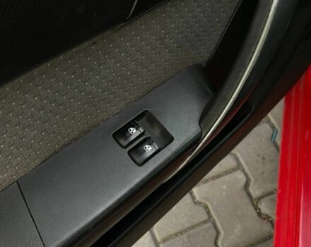 Красный Шевроле Авео, объемом двигателя 1.2 л и пробегом 240 тыс. км за 3999 $, фото 8 на Automoto.ua