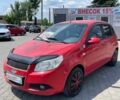 Красный Шевроле Авео, объемом двигателя 1.2 л и пробегом 220 тыс. км за 4000 $, фото 2 на Automoto.ua