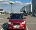 Красный Шевроле Авео, объемом двигателя 1.5 л и пробегом 129 тыс. км за 4400 $, фото 1 на Automoto.ua