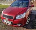 Красный Шевроле Авео, объемом двигателя 1.5 л и пробегом 150 тыс. км за 4800 $, фото 1 на Automoto.ua