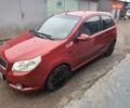 Красный Шевроле Авео, объемом двигателя 1.5 л и пробегом 125 тыс. км за 2900 $, фото 1 на Automoto.ua