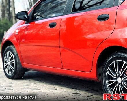 Красный Шевроле Авео, объемом двигателя 1.5 л и пробегом 128 тыс. км за 4499 $, фото 5 на Automoto.ua