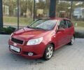 Красный Шевроле Авео, объемом двигателя 1.5 л и пробегом 107 тыс. км за 4500 $, фото 1 на Automoto.ua