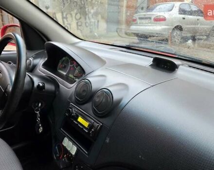 Красный Шевроле Авео, объемом двигателя 1.5 л и пробегом 177 тыс. км за 5500 $, фото 43 на Automoto.ua